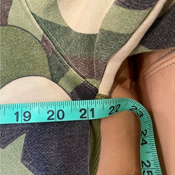 KID ROBOT HOODIE SWEATSHIRT CLOUDS STARS MEDIUM - Picture 14 of 15